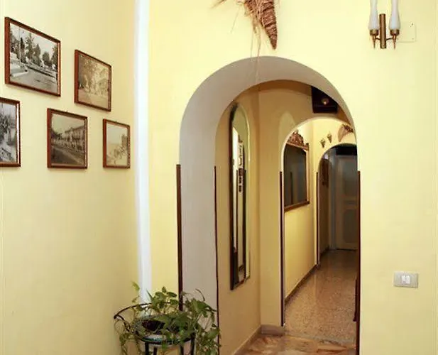 阿尔桥皮奥普住宿加早餐旅馆 4*